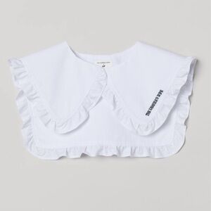 The Vampire's Wife White Ruffled Collar